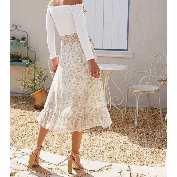 Strap Floral Chiffon Skirt - Picture 4 of 5